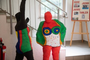 Pädagogisches Kunstprojekt "Nana-Figur"